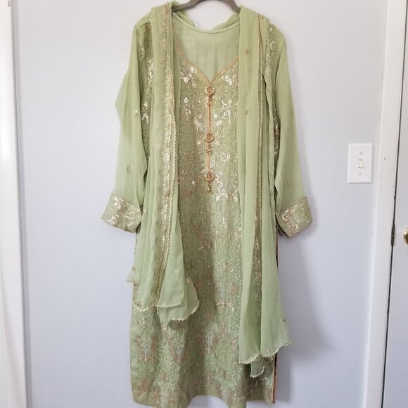 Other - Women's sequin Pakistani Salwar Kameez L